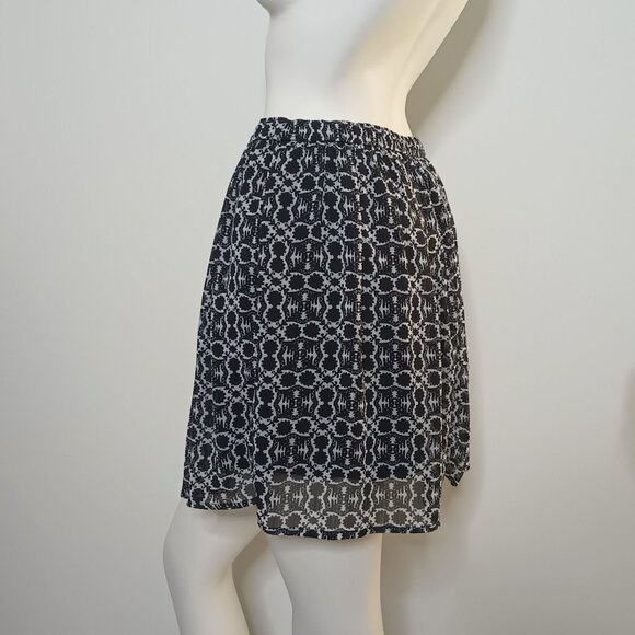 Hollister Black Pleated Flare Lined Mini Skirt Size S Elastic Waist Pull On - Picture 5 of 7